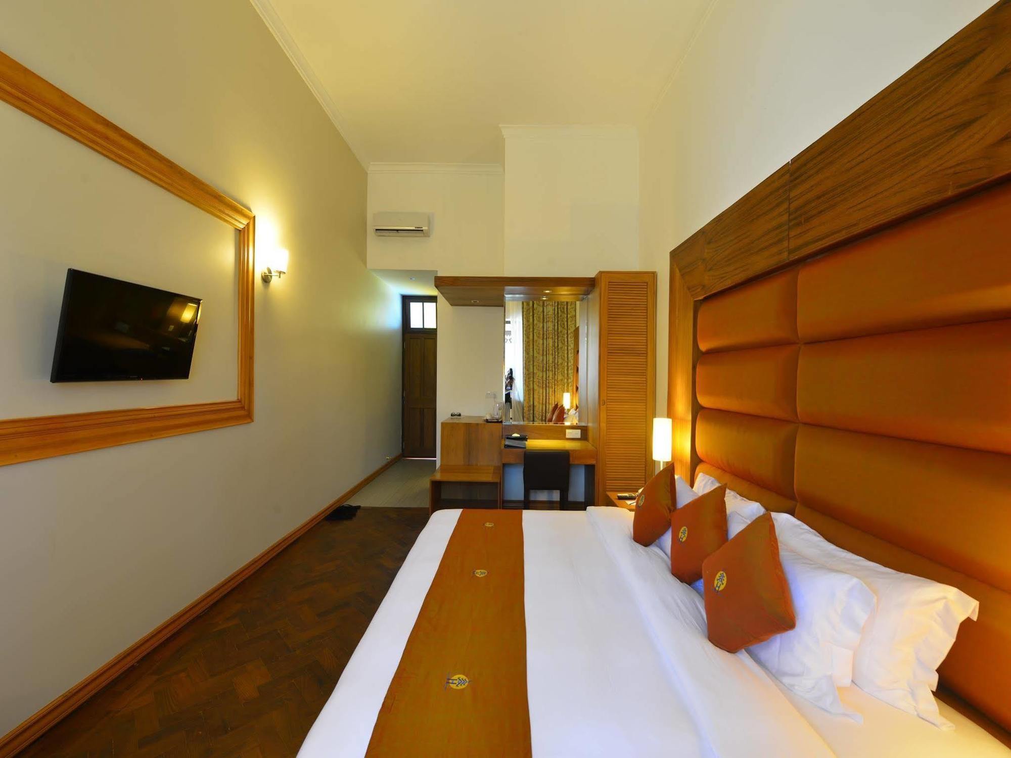 Hotel Amazing Мандалай Екстер'єр фото